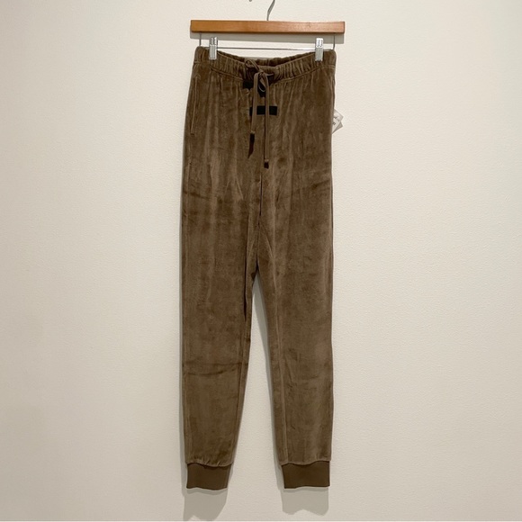 FEAR OF GOD | Velour Jogger - Picture 2 of 7